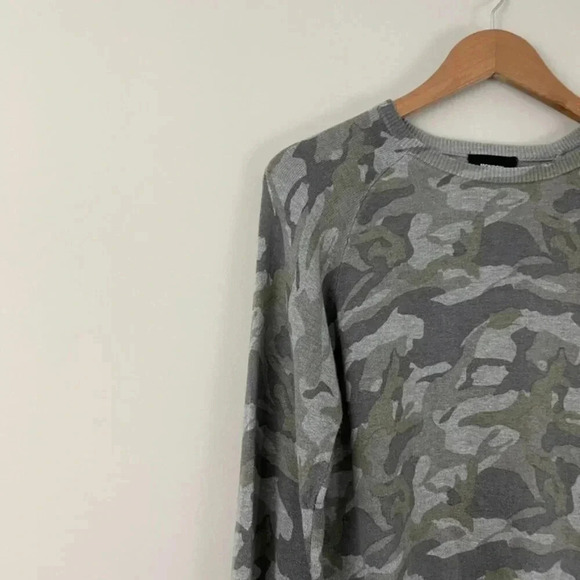 Monrow Camo Raglan Cotton Blend Sweater Size Small - Picture 5 of 5